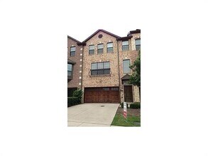 1550 Biltmore Ln in Irving, TX - Building Photo - Building Photo
