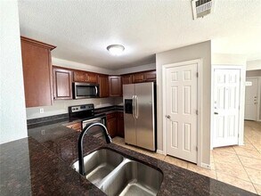 2339 Bloomfield Dr in Arlington, TX - Building Photo - Building Photo