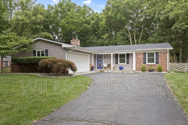 property at 10336 Orchard Park Dr N