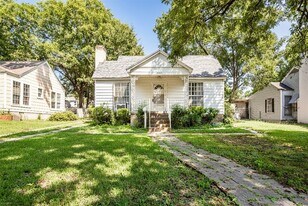 3515 Fairview Ave in Dallas, TX - Building Photo
