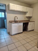 218 W Navajo Rd in Tucson, AZ - Building Photo - Building Photo