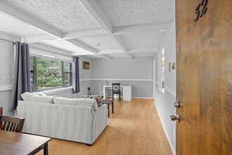 61 Spencer Rd in Boxborough, MA - Building Photo - Building Photo