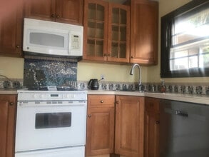 508 S McLoughlin Blvd in Oregon City, OR - Building Photo - Building Photo