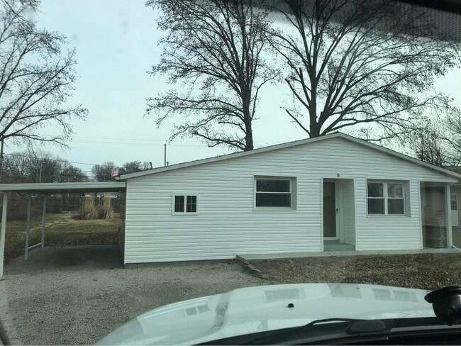 property at 5 Randolph Dr