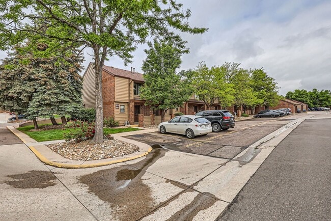 312 Wright St in Lakewood, CO - Building Photo - Building Photo
