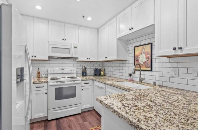 property at 11255 Tierrasanta Blvd