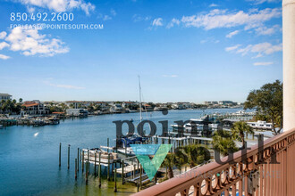 724 Harbor Blvd in Destin, FL - Foto de edificio - Building Photo