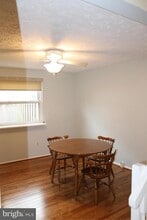 6821 Montivideo Square Ct in Falls Church, VA - Building Photo - Building Photo