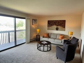 16045 Applewood Ln in Orland Hills, IL - Building Photo - Building Photo