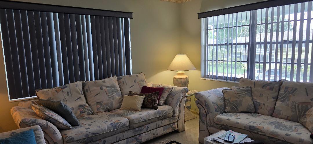 217 Windsor J in West Palm Beach, FL - Building Photo
