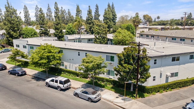 Stonewood in Downey, CA - Foto de edificio - Building Photo