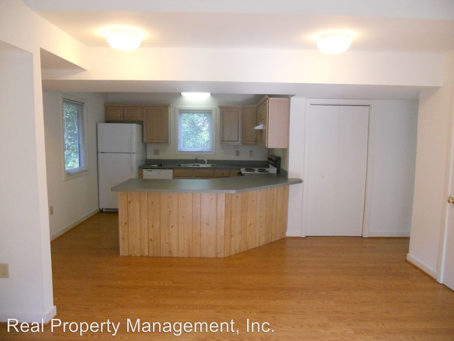 2515 Plateau Rd in Charlottesville, VA - Building Photo - Building Photo