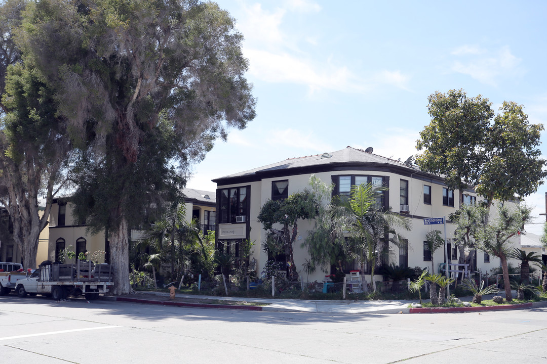 1723 Westmoreland Ave in Los Angeles, CA - Building Photo