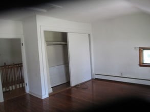 190 S Middletown Rd, Unit 2 in Pearl River, NY - Foto de edificio - Building Photo