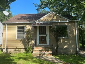 3913 E 99th St in Cleveland, OH - Building Photo