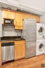 722 10th Ave in New York, NY - Building Photo - Building Photo