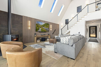 9770 Larkin Ln in Rogers, AR - Building Photo - Building Photo