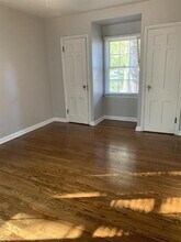 6401 Central Ave in Indianapolis, IN - Foto de edificio - Building Photo