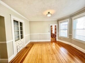22 Linden Rd in Melrose, MA - Building Photo - Building Photo