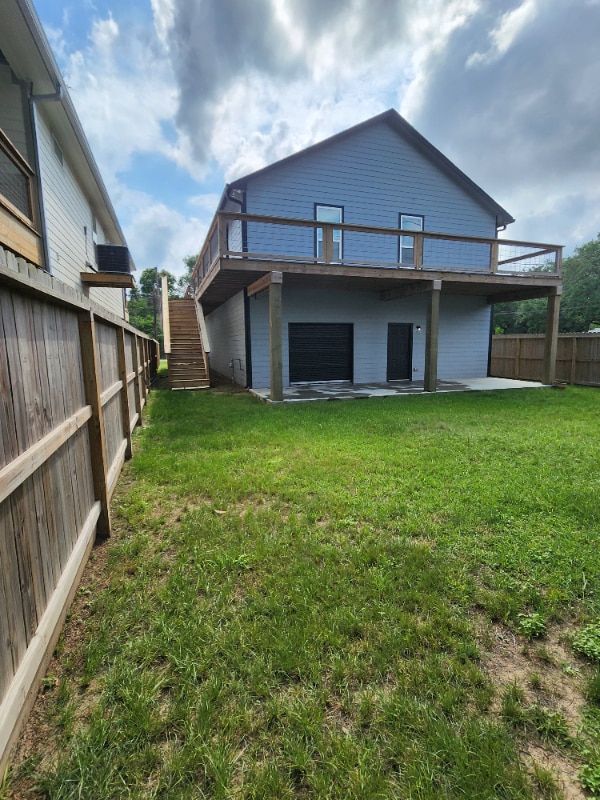 3705 Oakview St in Bacliff, TX - Building Photo - Building Photo