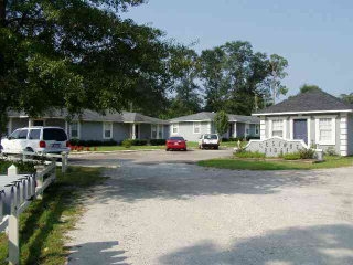 Esto Hwy Apartments in Slocomb, AL - Building Photo