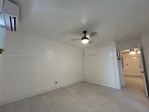 2901 Polk St in Hollywood, FL - Building Photo - Building Photo