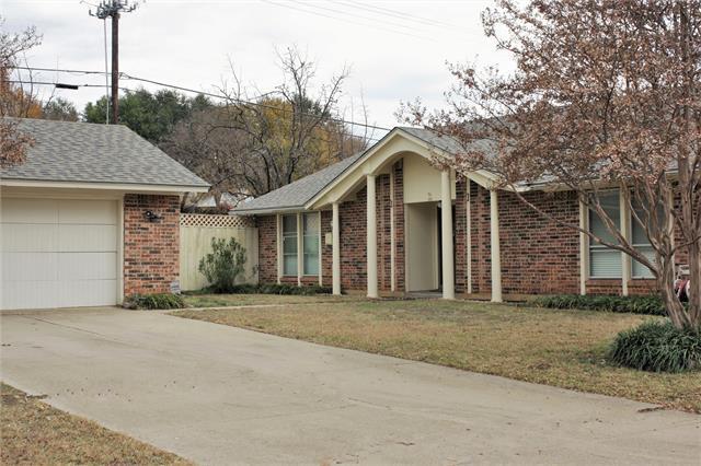 1101 Paluxy Ct in Flower Mound, TX - Foto de edificio