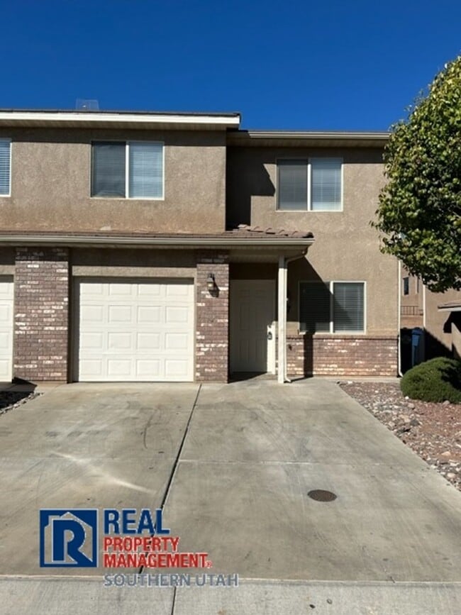 property at 790 N 2720 E