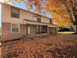 2447 Roanoke Dr in Ypsilanti, MI - Building Photo - Building Photo