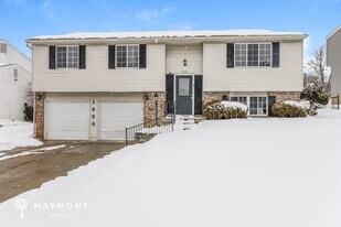 1456 Kingsbury Dr, Unit AD1WAIT in Cincinnati, OH - Building Photo