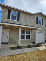 940 21st St in Hempstead, TX - Building Photo