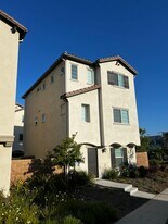 27717 Stonehurst Ln in San Pedro, CA - Building Photo