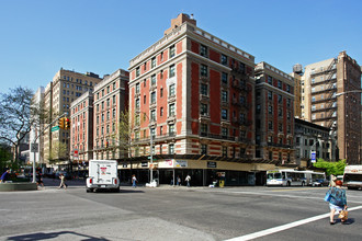 Euclid Hall in New York, NY - Foto de edificio - Building Photo
