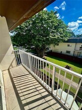 8475 SW 94th St, Unit 315E in Miami, FL - Building Photo - Building Photo