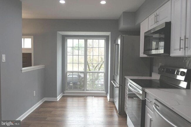 15 Cherry Manor Ct