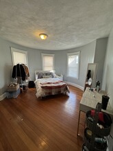 71 Foster St, Unit 2 in Boston, MA - Building Photo - Building Photo