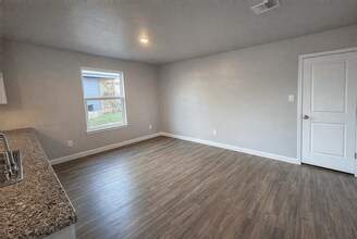 431 Ambush Ridge in San Antonio, TX - Building Photo - Building Photo