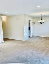 8157 Yarmouth Ave in Reseda, CA - Building Photo - Building Photo