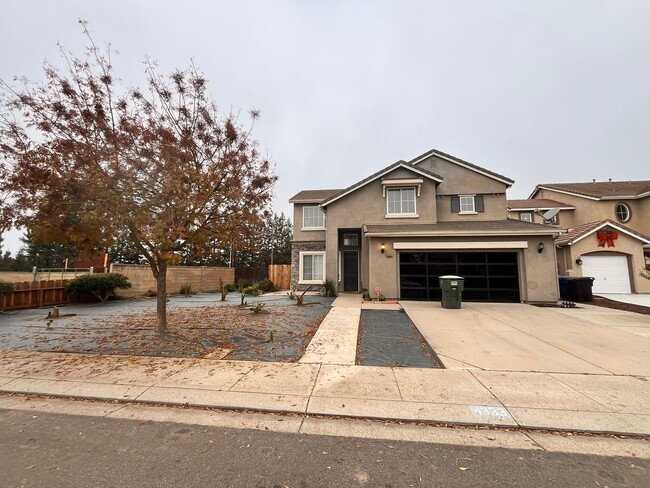 property at 4333 Peninsula Dr