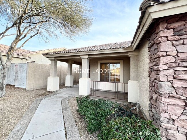 9113 W MacKenzie Dr in Phoenix, AZ - Building Photo - Building Photo