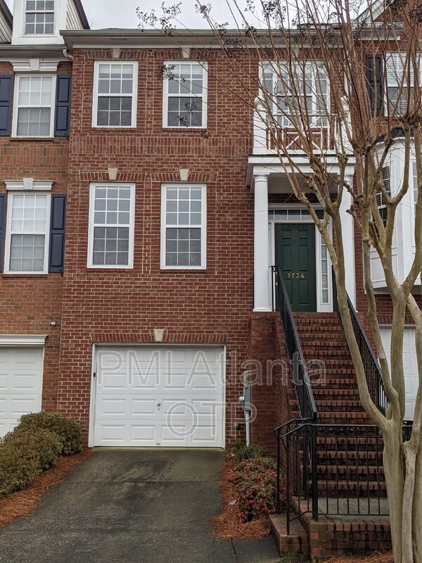 1734 Highlands View Dr in Smyrna, GA - Building Photo - Building Photo