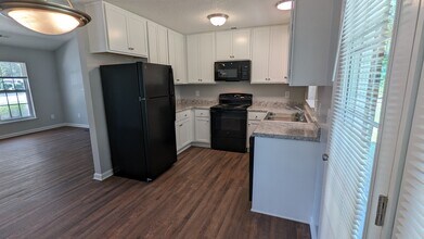 Paige Mill Court Apartments in Sanford, NC - Building Photo - Building Photo