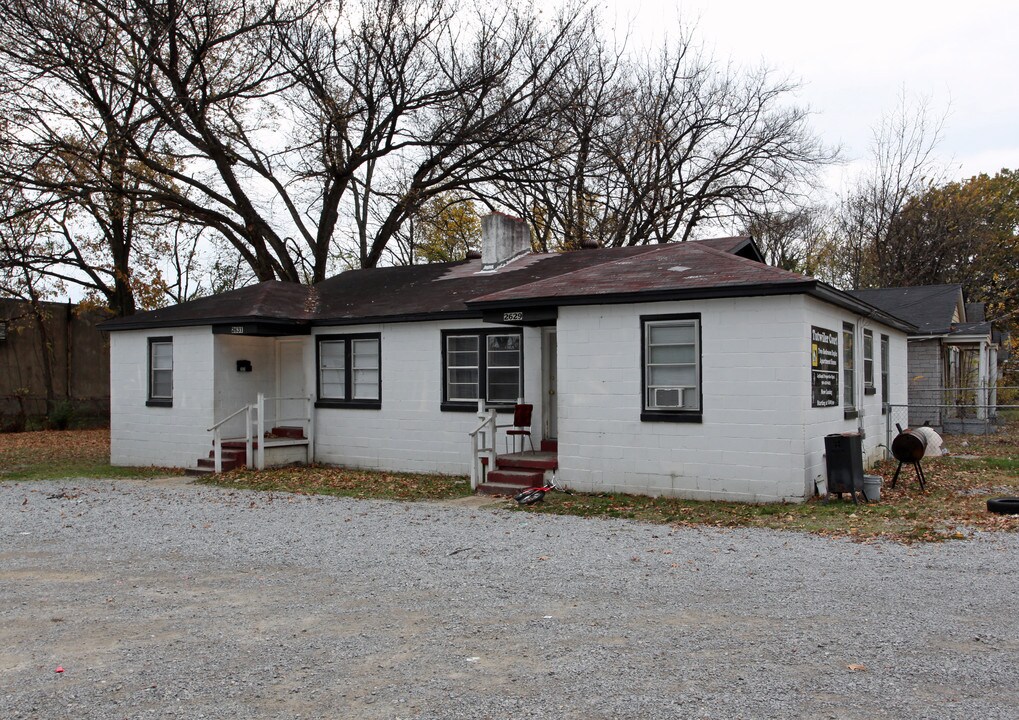 Tutwiler Court in Memphis, TN - Building Photo