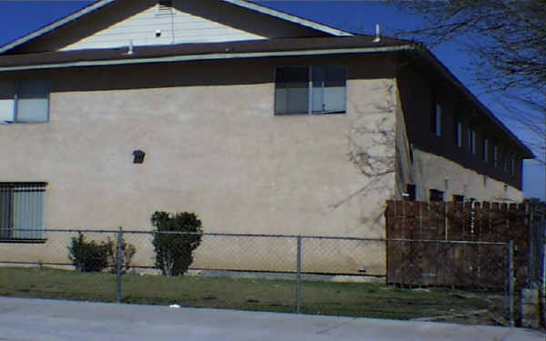 370 E 6th St in Perris, CA - Building Photo - Building Photo