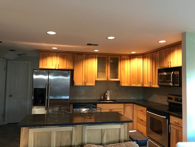 62 N Bedford St, Unit 62 N Bedford St Unit B in Arlington, VA - Foto de edificio - Building Photo