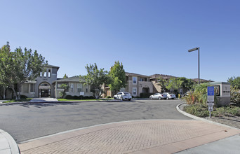 Torrey Del Mar Apartments in San Diego, CA - Building Photo - Building Photo