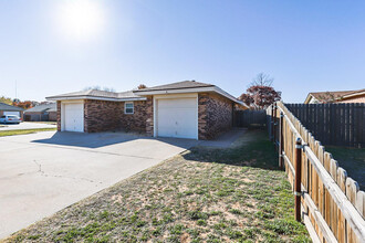 8214 Vernon Ave in Lubbock, TX - Building Photo - Building Photo