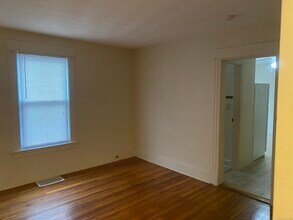 20 Ward St in Bristol, CT - Building Photo - Building Photo