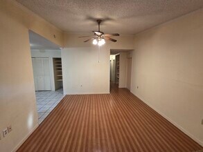 9414 Misty Meadows, Unit 9414 Misty Meadows in Converse, TX - Building Photo - Building Photo