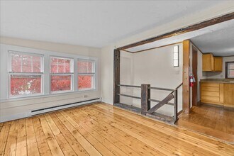 114-116-116 S Champlain St in Burlington, VT - Building Photo - Building Photo